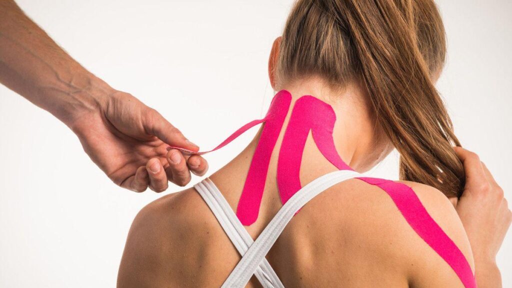 Кінезіотейпування при артриті та артрозі: користь чи міф?