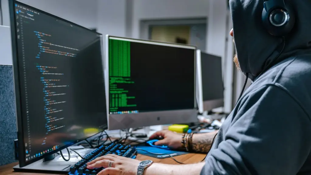 Туннельный синдром у программистов: как избежать операции?