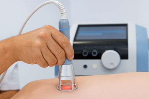 Чи допомагає HILT-терапія при болю в суглобах?