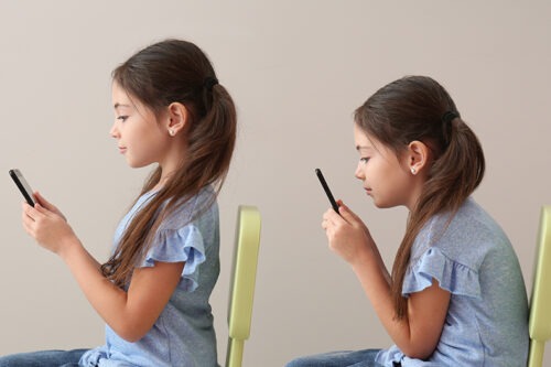 Як сформувати правильну поставу у дітей і підлітків?