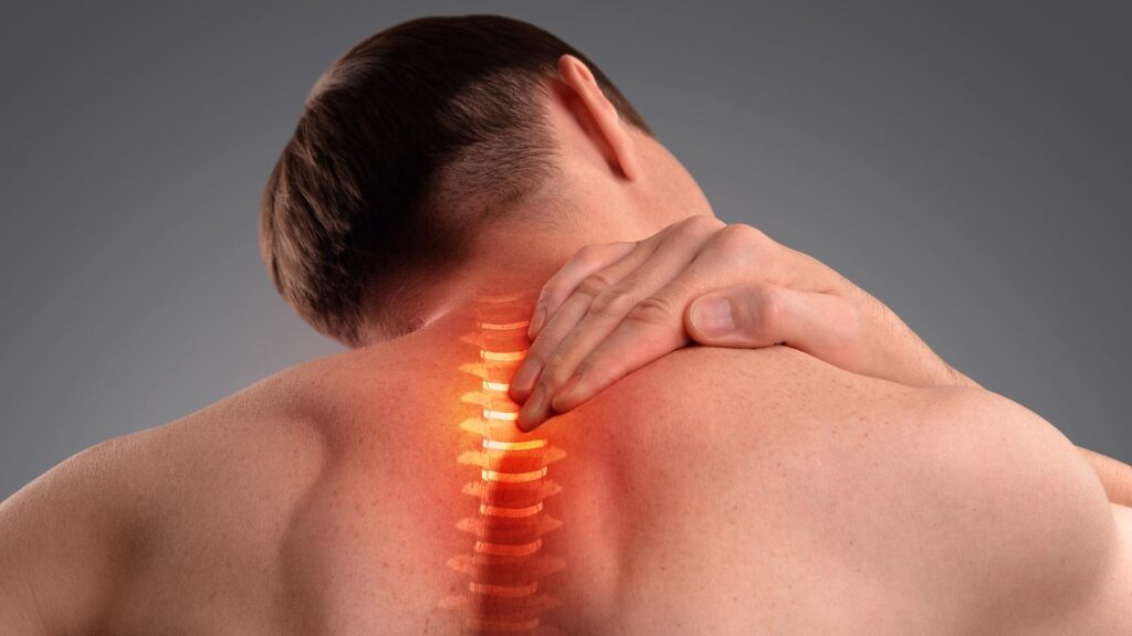 Міжхребцева грижа: коли можна лікувати без операції?