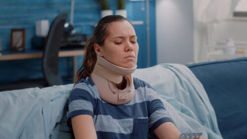 Почему после инсульта сохраняется спастика?